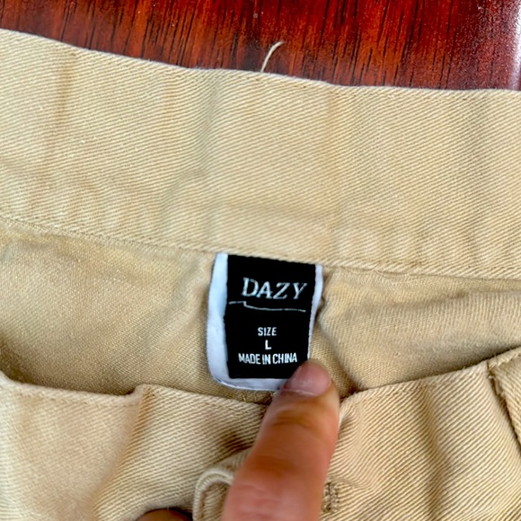 Dazy Khaki Adjustable Parachute Pants for Casual Wear - Picture 4 of 5